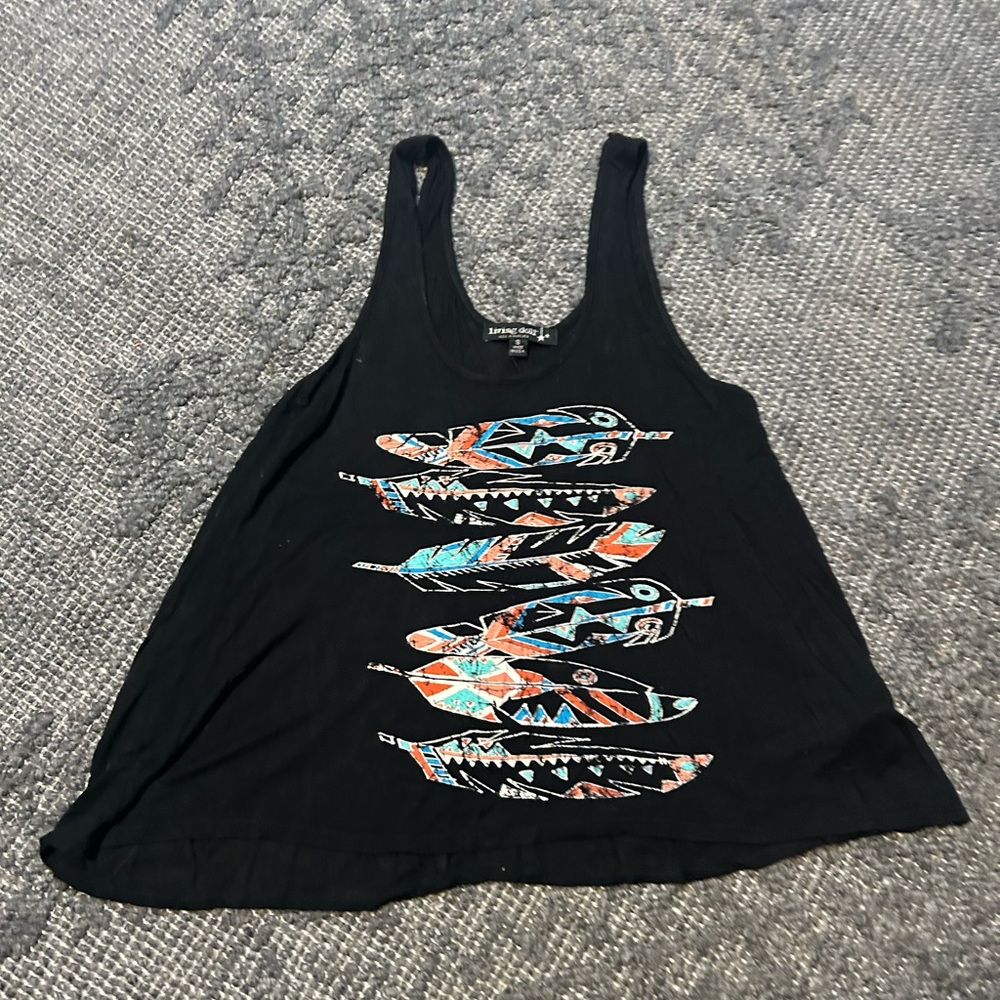Black Feather Tank